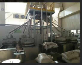 河南丁老板香油磨調(diào)試成功